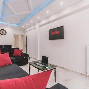 https://apt-kartell-luxury-center.hotels-of-thessaloniki.com