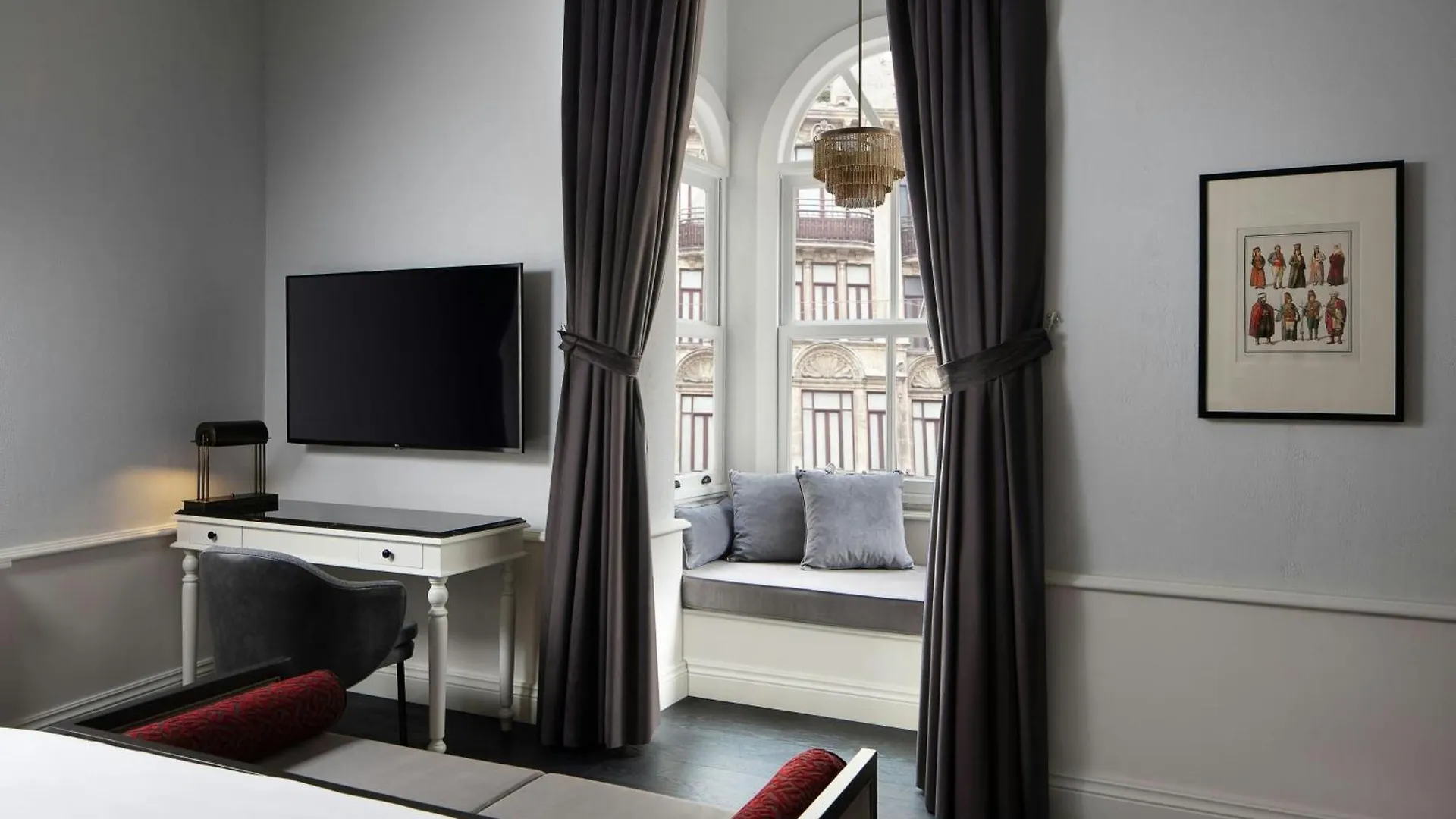 ***** Hotel Adahan Decamondo Pera, Autograph Collection Istanbul Turkey
